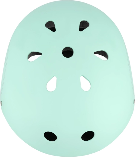Lightweight and airy with 11 ventilation openings