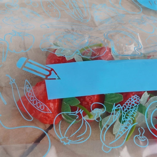 Pārskatāms saturs un vieta uzrakstam