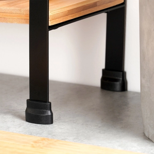 Stabila metāla konstrukcija ar virsmas aizsardzību