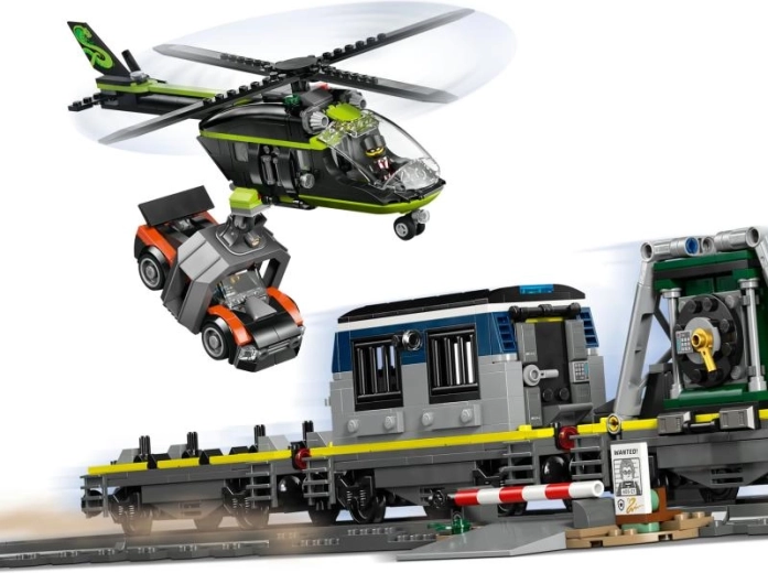 Helikopters ar satvērēju drosmīgām akcijām