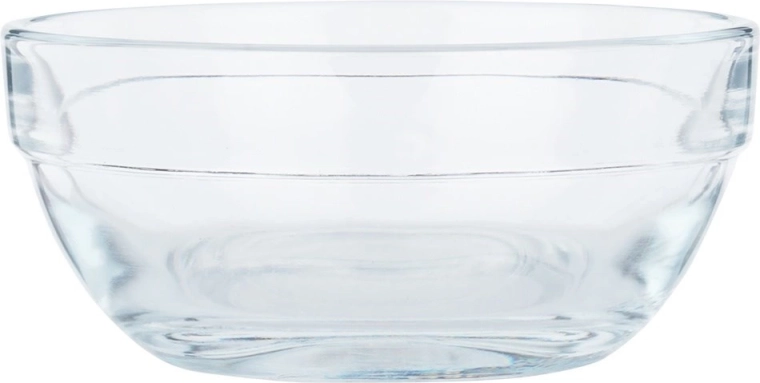 Caurspīdīgs stikls nevainojamai prezentācijai