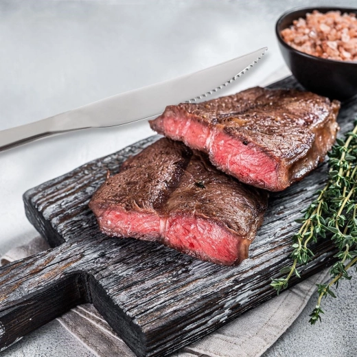 Ideāli steikiem, burgeriem un grilētai gaļai