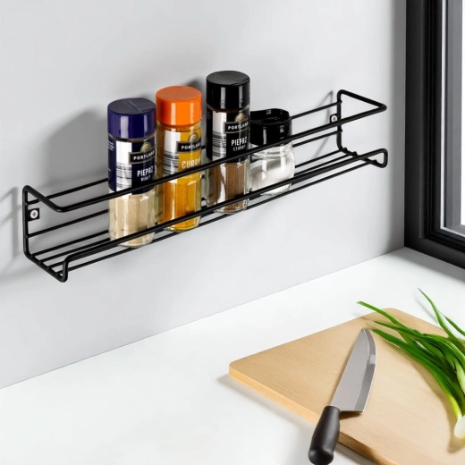 Šaurs dizains pārskatāmai garšvielu glabāšanai