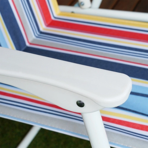 Comfortable armrests and breathable fabric