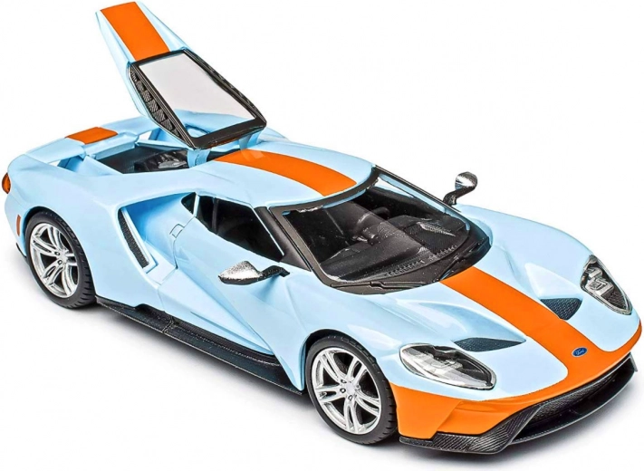 Atveramas durvis un brīvi ripojoši riteņi