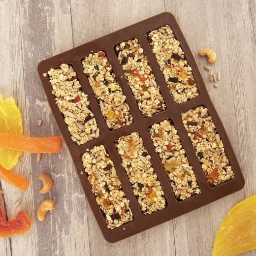 8 identical bars at once