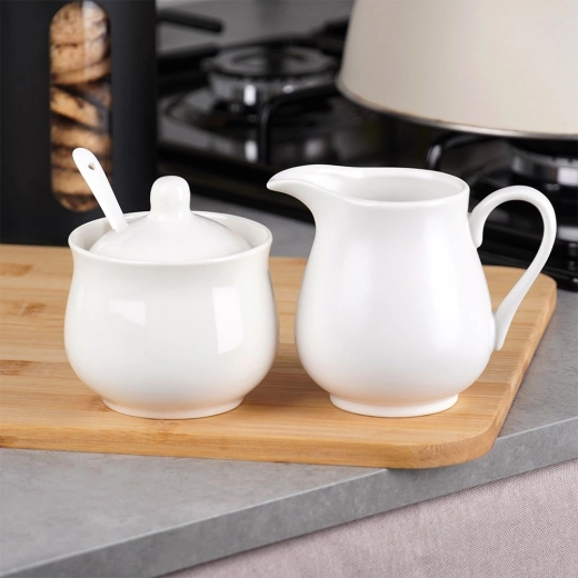 Tīrs porcelāna dizains katrai virtuvei