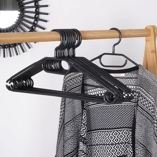 Izturīgi un vietu taupoši