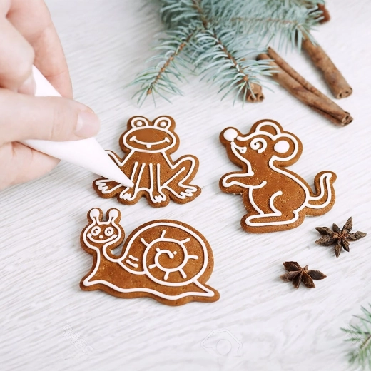 Ideal for gingerbread and decorating