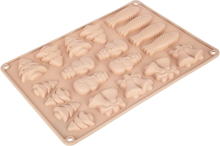 Up to 20 treats in five winter motifs
