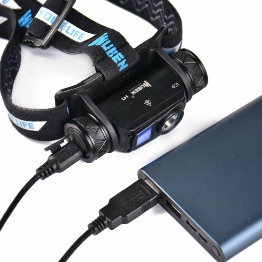 micro‑USB uzlāde un ilgs darbības laiks