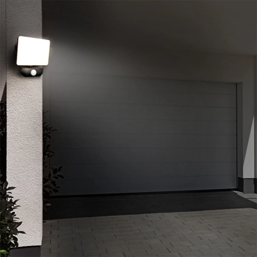 Durable outdoor design with IP44 protection