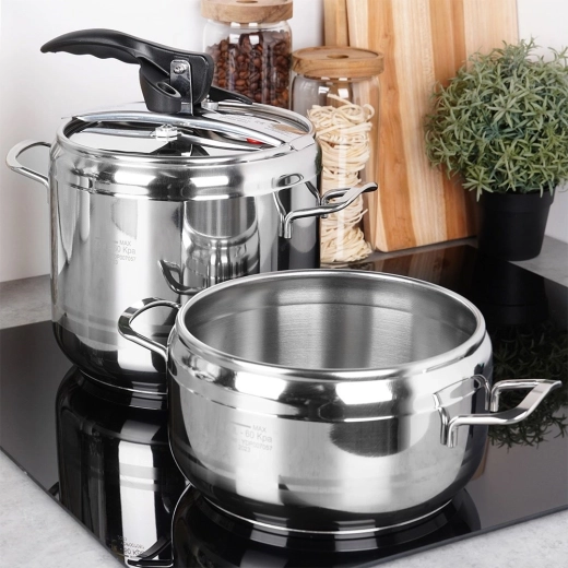Durable stainless steel and 3-layer akutermic base