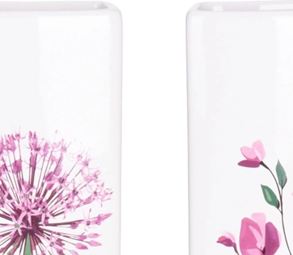 Kvalitatīva balta keramika ar ziedu motīvu