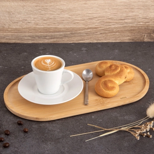 Elegant serving of drinks and desserts