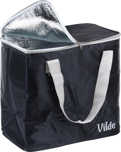 Spacious 30 liters for everyday use