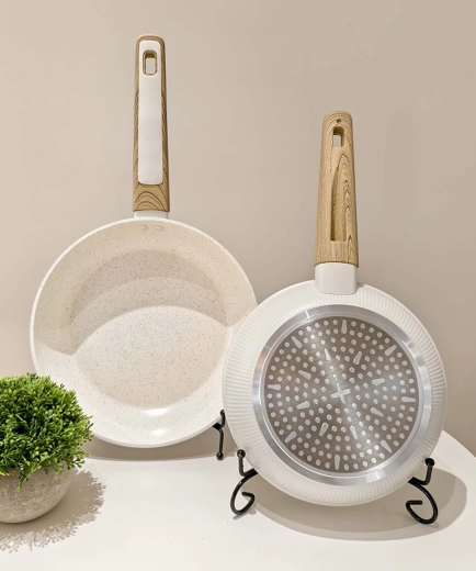 Panna Kitchisimo Bianco 24 cm ar keramisko nepiedegošo pārklājumu