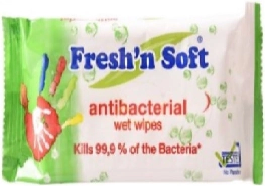 Fresh 'n soft antibacterial wet hand wipes 15 pcs