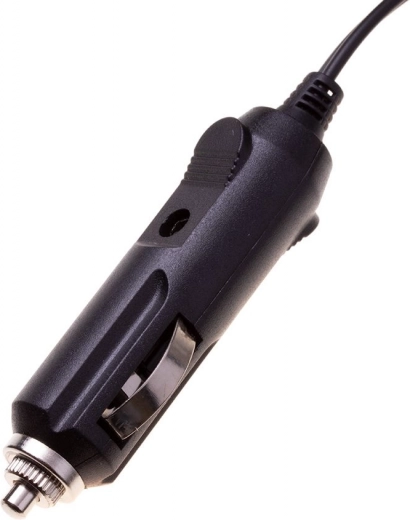 Barošana no 12V auto ligzdas