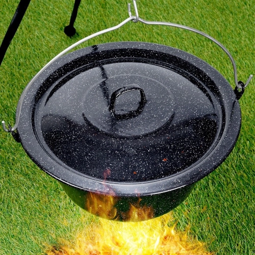 Piemērots ugunskuram un dārzam