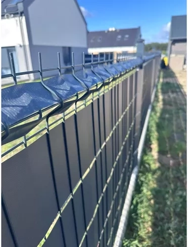UV and weather resistance for a long service life