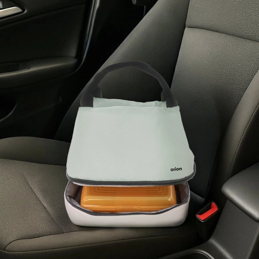 Compact size for food containers and smaller bottles