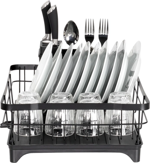 Izturīga metāla konstrukcija un liela ietilpība