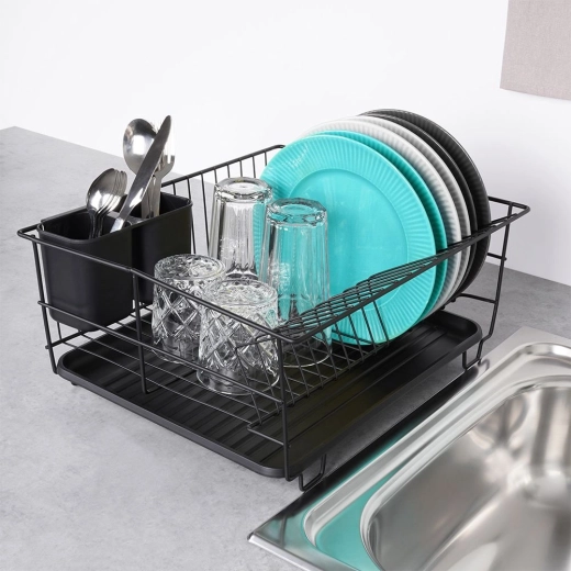 Izturīga metāla konstrukcija industriālā stilā