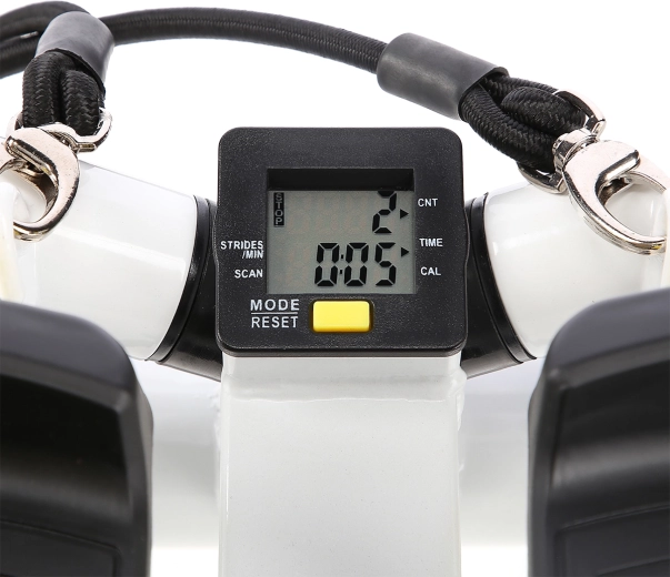 Daudzfunkcionāls LCD dators ar galvenajiem rādītājiem
