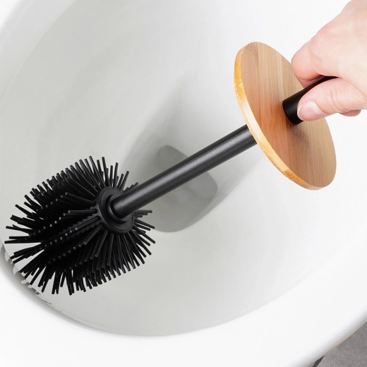Hygienic silicone bristles for easy cleaning