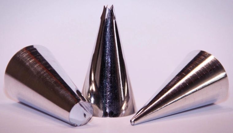 Set of 3 Decorating Tips, Tinned Steel, Mixed Shapes