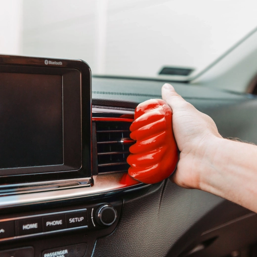 Easy cleaning of ventilation grilles