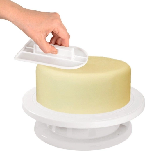 Plūdena izlīdzināšana uz rotējoša paliktņa