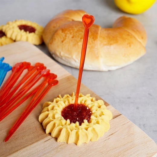 Comfortable serving without slipping