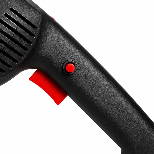 Speed control for precise handling