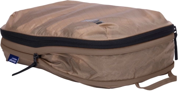 Compression zipper for more space