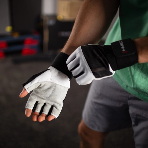 Adjustable cuff for a stable wrist