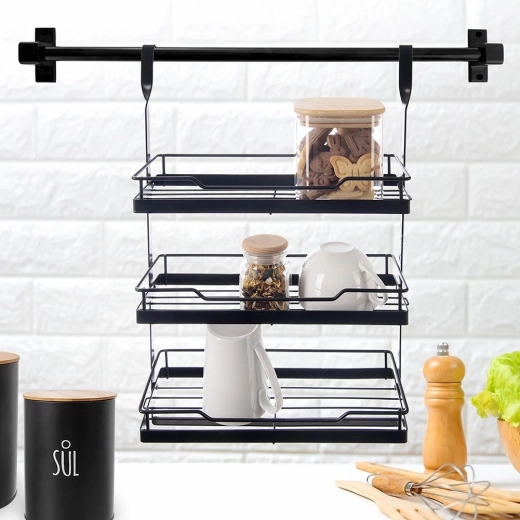 Trīs līmeņu uzglabāšanas vieta