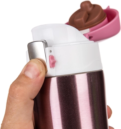 Comfortable one-handed drinking