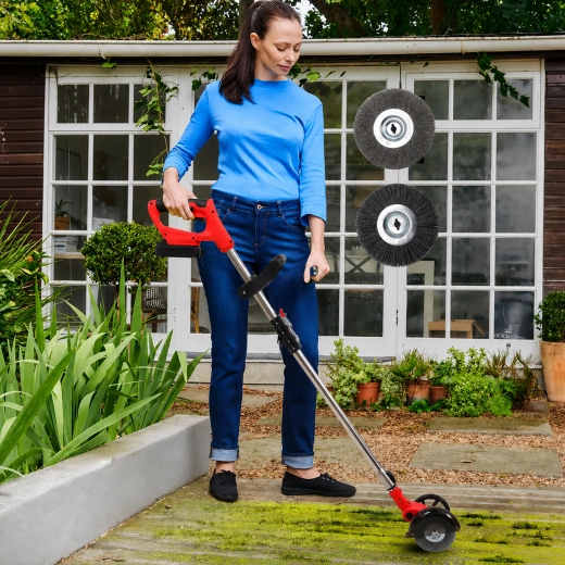 Effortless joint cleaning and weed removal