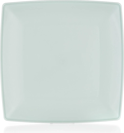 Modern square shape for stylish serving