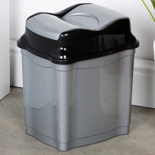 Izturīga un viegla plastmasa