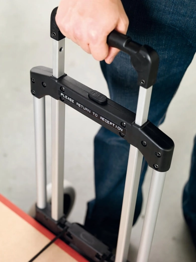 Ergonomic grip for comfortable labeling