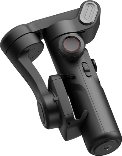 Zoom and focus control directly on the handle