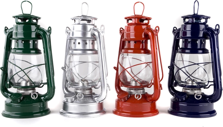 Petrolejas lampa 25 cm, krāsu mikss