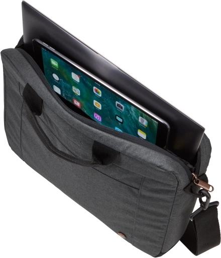 Padded protection for a laptop up to 14"