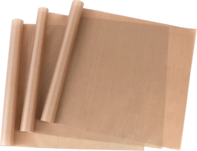 Teflona paliktnis HTVRONT PTFE 30,5 × 40,5 cm (brūns) – komplekts 3 gab.