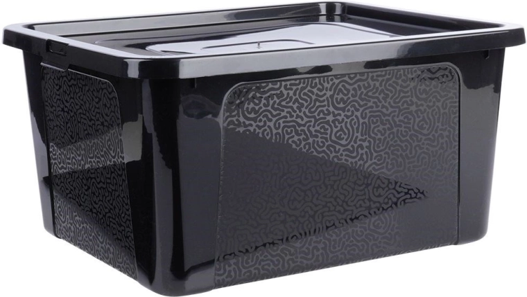 Durable construction with decorative pattern