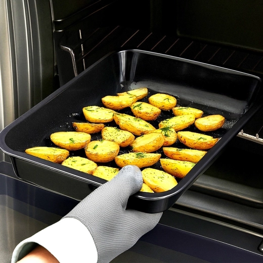 Vienmērīga cepšana un ērta lietošana