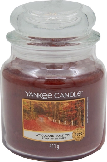 Aromātiskā svece stikla traukā Woodland Road 411 g – degšanas ilgums 70 stundas